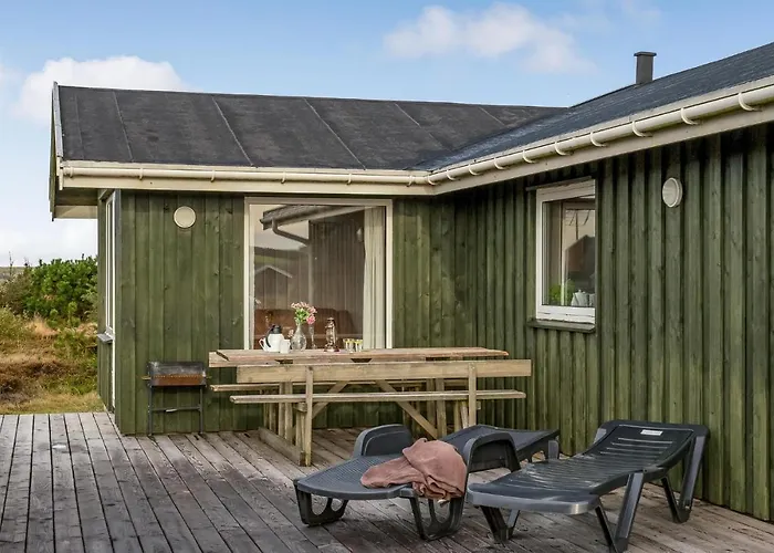 Holiday home Awesome In With Wifi