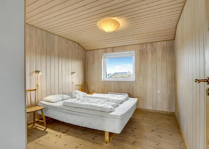 Holiday home Awesome In With Wifi